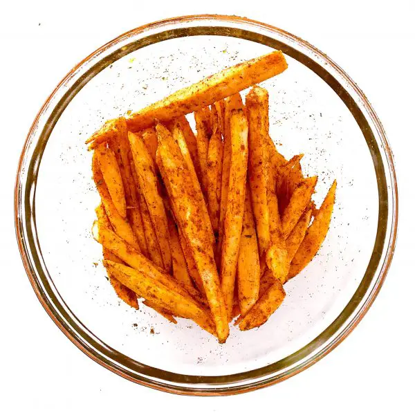 Savory, But Sweet Potato Fries on www.thedanareneeway.com