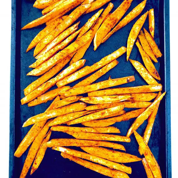 Savory, But Sweet Potato Fries on www.thedanareneeway.com