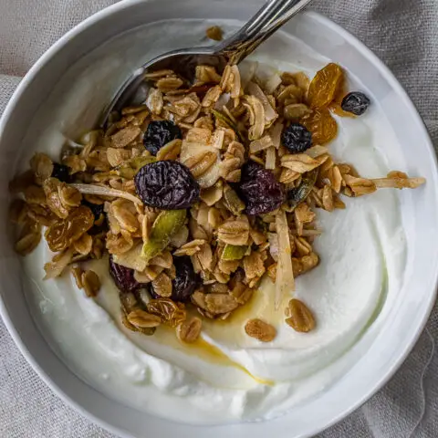 Sunday Granola on wwww.thedanareneeway.com